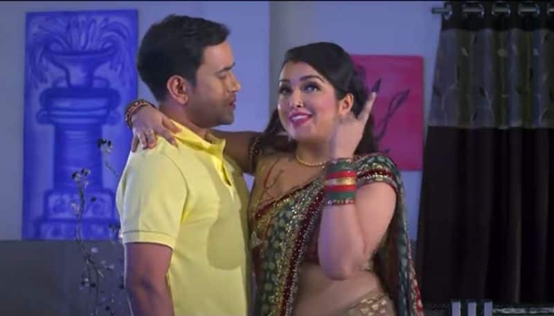 Amrapali Dubey SEXY video: Bhojpuri actress, Nirahua's bold and hot bedroom  song goes VIRAL-WATCH