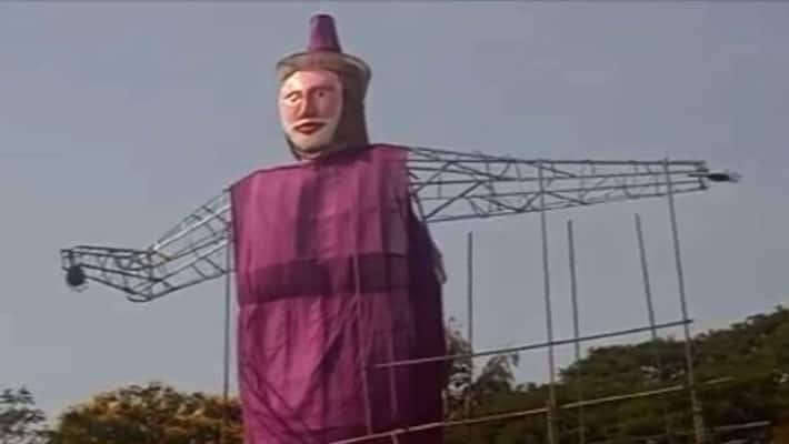 BJP sees Modi face in Cochin Carnival Pappanji BJP sees Modi face in Cochin Carnival Pappanji