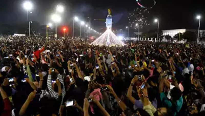 New Year celebration.. Public is not allowed on the Chennai beach