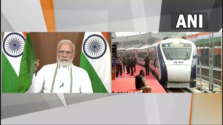 Modi inaugurates Kolkata Metro and Vande Bharat Express through video conferencing Modi inaugurates Kolkata Metro and Vande Bharat Express through video conferencing