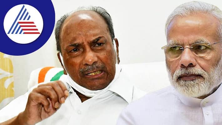 Ignoring Hindus will Benefit to PM Narendra Modi Says Congress Leader AK Antony grg Ignoring Hindus will Benefit to PM Narendra Modi Says Congress Leader AK Antony grg