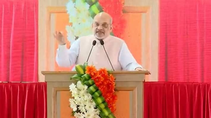 Indias first cooperative society launched in Karnataka 100 years ago says Amit shah in Bengaluru Sahakar Labharthi Sammelan ckm Indias first cooperative society launched in Karnataka 100 years ago says Amit shah in Bengaluru Sahakar Labharthi Sammelan ckm