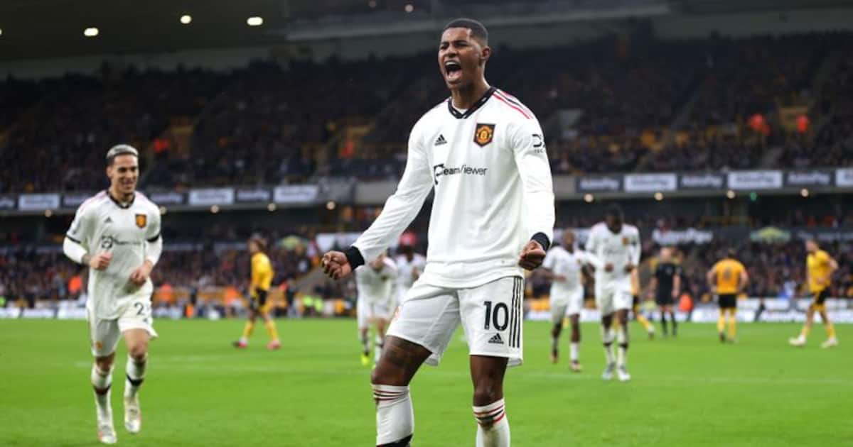 Happy New Year to Manchester after beating Wolves