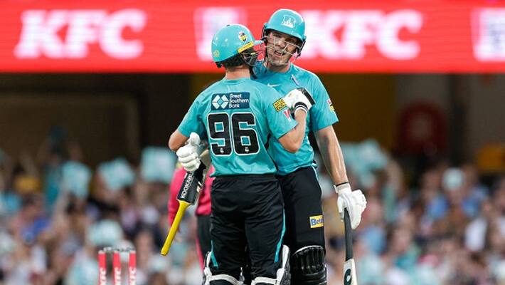 brisbane heat scores 224 runs and set tough target to sydney sixers in big bash league match brisbane heat scores 224 runs and set tough target to sydney sixers in big bash league match