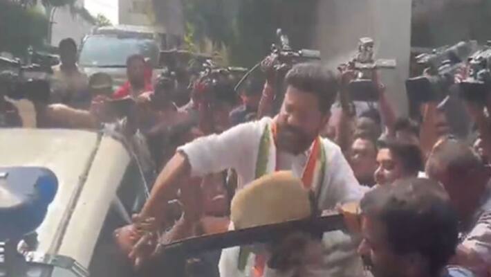 police detain TPCC Chief Revanth Reddy police detain TPCC Chief Revanth Reddy