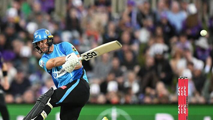 chris lynn fifty helps adelaide strikers to set challenging target to hobart hurricanes in big bash league match chris lynn fifty helps adelaide strikers to set challenging target to hobart hurricanes in big bash league match