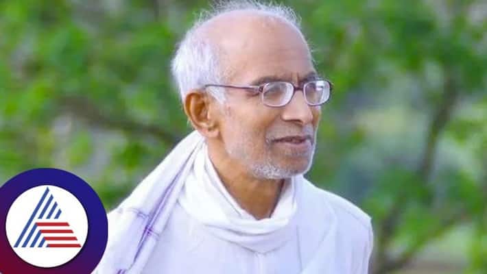 Vijayapura Jnana Yogaashrama Sri Siddeshwara Swamiji passes away Who is this Siddheshwar Swamiji gvd Vijayapura Jnana Yogaashrama Sri Siddeshwara Swamiji passes away Who is this Siddheshwar Swamiji gvd
