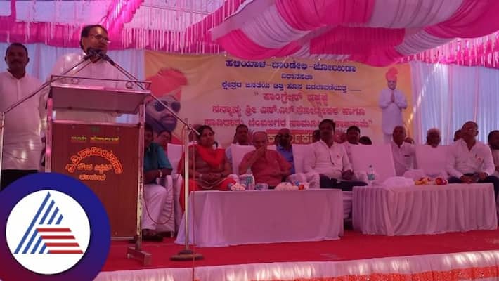 SL Ghotnekar Resigned en masse with his followers at Uttara Kannada gvd SL Ghotnekar Resigned en masse with his followers at Uttara Kannada gvd