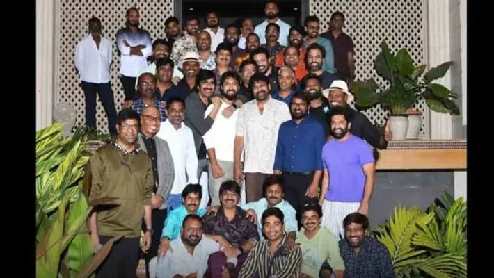 Chiranjeevi Grand New Year Party For Waltair Veerayya Team Chiranjeevi Grand New Year Party For Waltair Veerayya Team