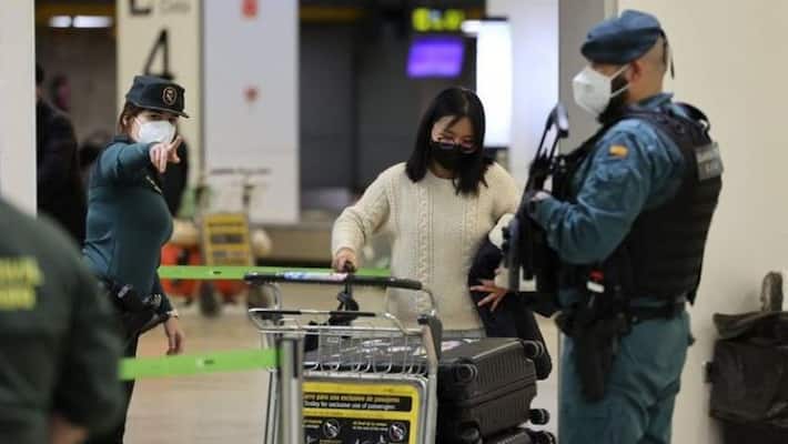 First batch of international tourists welcome in China after repeal of COVID-19 travel restrictions - adt First batch of international tourists welcome in China after repeal of COVID-19 travel restrictions - adt