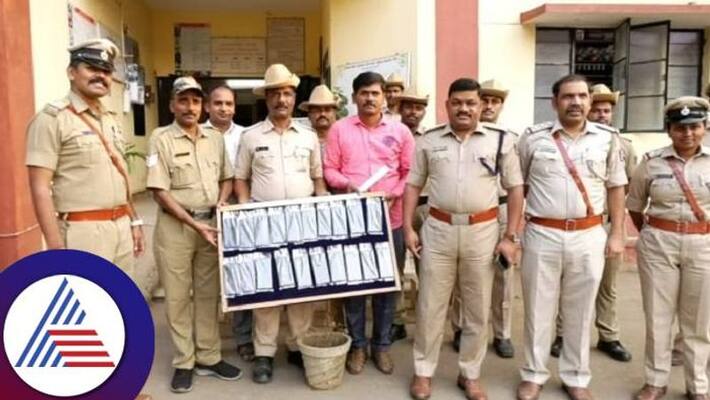Police Found the Mobile Phones Lost by the Public at Haliyal in Uttara Kannada grg Police Found the Mobile Phones Lost by the Public at Haliyal in Uttara Kannada grg
