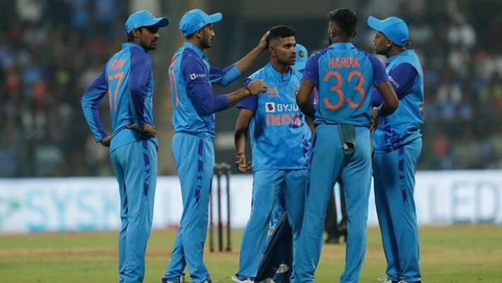INDvsSL Live: Debutant Shivam Mavi Takes 4 Wickets as India Beats Sri Lanka in 1st T20 by 2 Runs INDvsSL Live: Debutant Shivam Mavi Takes 4 Wickets as India Beats Sri Lanka in 1st T20 by 2 Runs