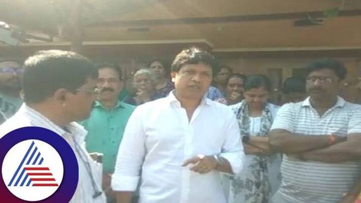 BJP MLA Bharath Shetty Angry on Officials in Mangaluru grg BJP MLA Bharath Shetty Angry on Officials in Mangaluru grg