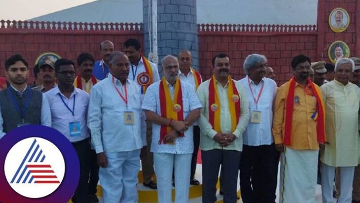 86th Haveri Kannada Sahitya Sammelana started by hoisting the flag gvd 86th Haveri Kannada Sahitya Sammelana started by hoisting the flag gvd