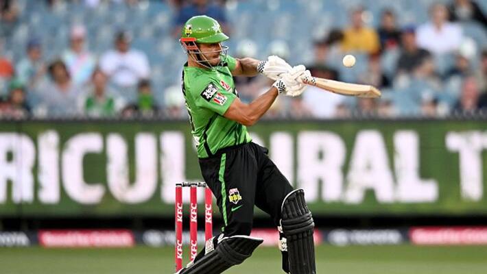 marcus stoinis very good finishing helps melbourne stars to set challenging target to sydney sixers marcus stoinis very good finishing helps melbourne stars to set challenging target to sydney sixers