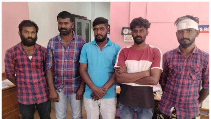 Dispute regarding giving side to vehicle 5 absconding persons arrested Dispute regarding giving side to vehicle 5 absconding persons arrested