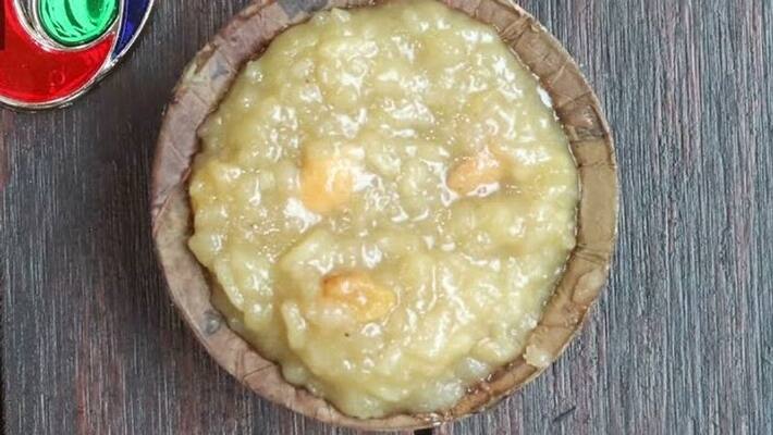 Pongal Special Beaten Rice Jaggery Pongal in Tamil Pongal Special Beaten Rice Jaggery Pongal in Tamil