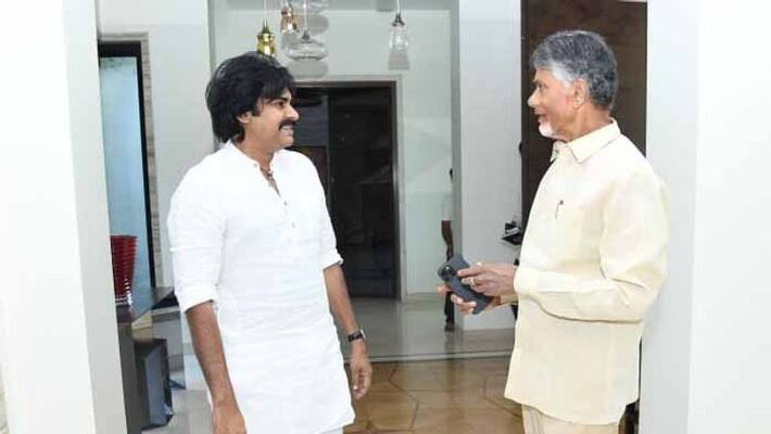 YCP Conspiracy Behind Kandukur and Guntur Stampede:TDP Chief Chandrababu naidu YCP Conspiracy Behind Kandukur and Guntur Stampede:TDP Chief Chandrababu naidu