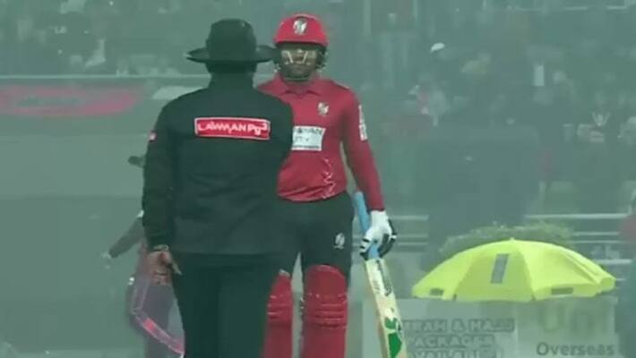 shakib al hasan angry with umpire for not giving wide in bpl match video goes viral shakib al hasan angry with umpire for not giving wide in bpl match video goes viral
