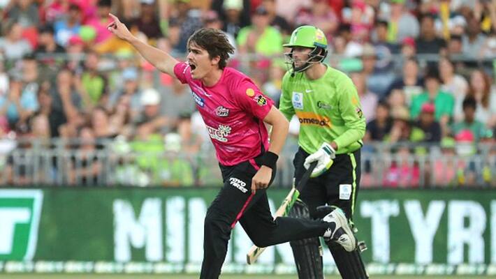 sean abbott super bowling helps sydney sixers to restrict sydney thunder for just 133 runs in big bash league match sean abbott super bowling helps sydney sixers to restrict sydney thunder for just 133 runs in big bash league match