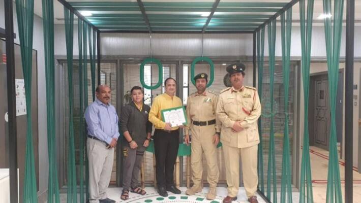 Indian expat finds AED 135000 cash in a public place hands it over to police Indian expat finds AED 135000 cash in a public place hands it over to police