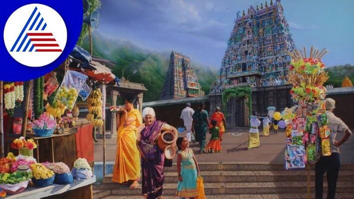 Chitrasante crowded with art lovers at bengaluru rav Chitrasante crowded with art lovers at bengaluru rav
