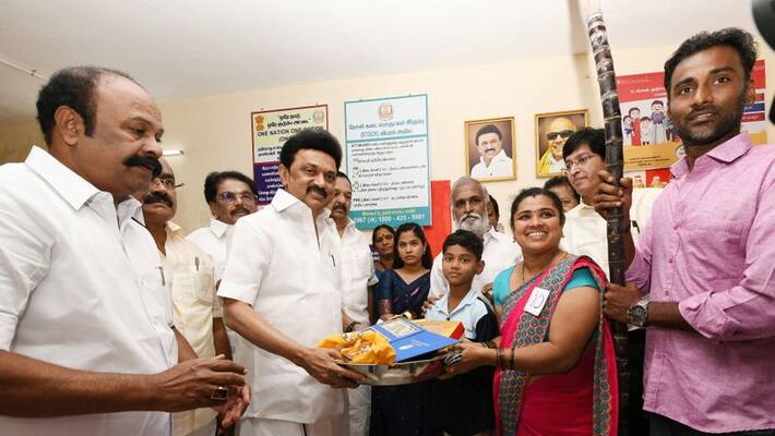 cm mk Stalin start a pongal gift scheme for people in ration shop cm mk Stalin start a pongal gift scheme for people in ration shop
