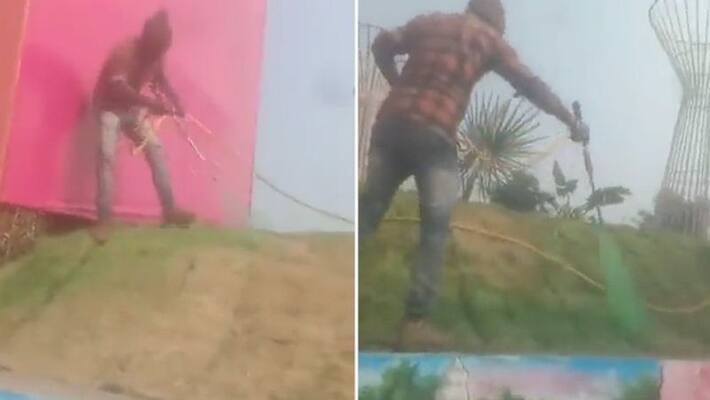 Pravasi Bharatiya Divas: Congress slams BJP over video showing man 'spray-painting' dry grass in Indore AJR Pravasi Bharatiya Divas: Congress slams BJP over video showing man 'spray-painting' dry grass in Indore AJR