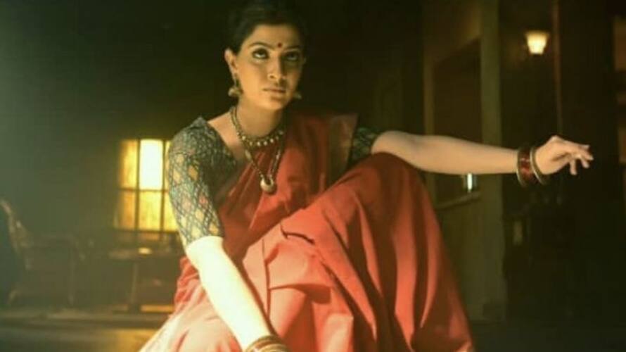 Varalaxmi Sarathkumar danced to celebrate two million Instagram followers Varalaxmi Sarathkumar danced to celebrate two million Instagram followers