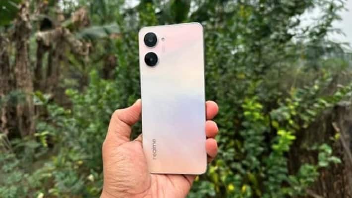 Realme 10 with AMOLED display launched in India starting price Rs 13999 Realme 10 with AMOLED display launched in India starting price Rs 13999
