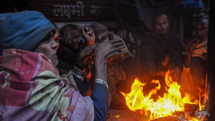 Rajasthan shivering with cold..Fatepur - 4.7 degrees, Churu -2.7 degree temperature recorded.. Rajasthan shivering with cold..Fatepur - 4.7 degrees, Churu -2.7 degree temperature recorded..