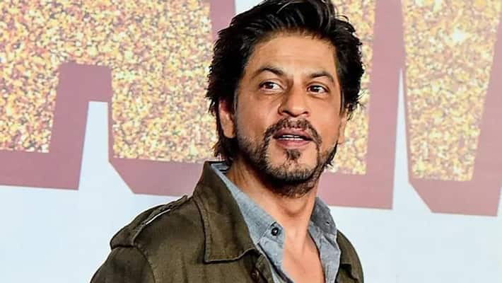 Price of Shah Rukh Khans Audemars Piguet wristwatch will shock you Price of Shah Rukh Khans Audemars Piguet wristwatch will shock you
