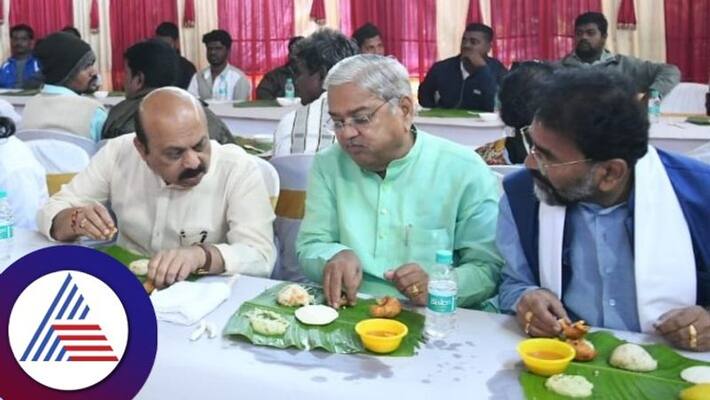 cm basavaraj bommai named the graveyard workers as satya harishchandra balaga gvd cm basavaraj bommai named the graveyard workers as satya harishchandra balaga gvd