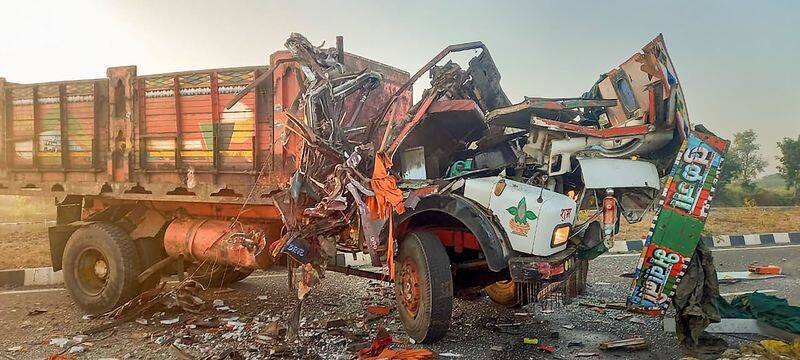 10 people were killed when a bus carrying devotees to Shirdi Saibaba temple collided with a truck