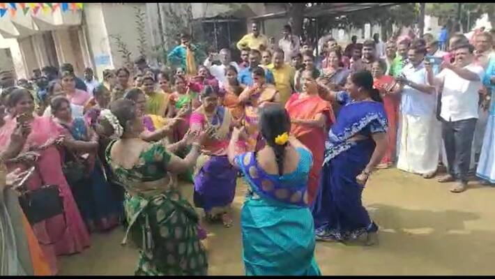 district councillors and government officers celebrating a pongal with dance in coimbatore district councillors and government officers celebrating a pongal with dance in coimbatore