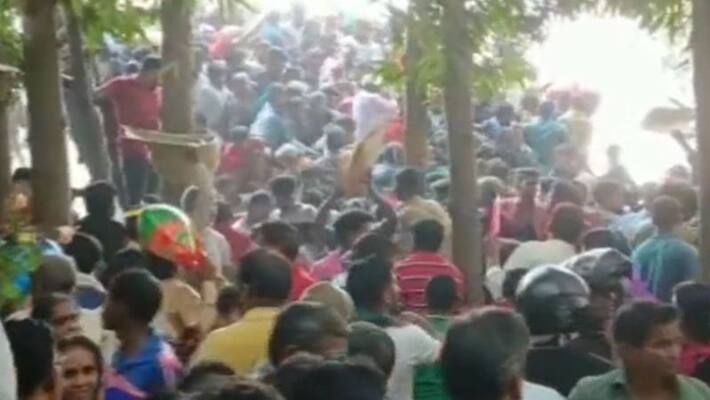 One killed, 20 injured in stampede during Makar Mela in Odisha's Cuttack One killed, 20 injured in stampede during Makar Mela in Odisha's Cuttack
