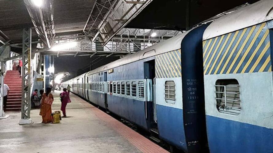 youth who misses booked train delays service by making fake threat and get in same trai from other station etj youth who misses booked train delays service by making fake threat and get in same trai from other station etj