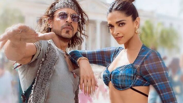 Shahrukh Khan starrer Pathan Box Office Estimate Day 1: Film likely to open with more than Rs 40 crore on Day 1 sgk Shahrukh Khan starrer Pathan Box Office Estimate Day 1: Film likely to open with more than Rs 40 crore on Day 1 sgk