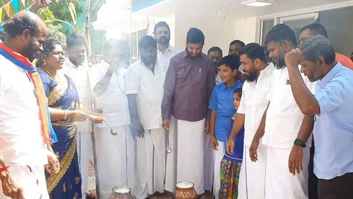 Nagapattinam MLA Shanavas celebrates Pongal festival in his office Nagapattinam MLA Shanavas celebrates Pongal festival in his office