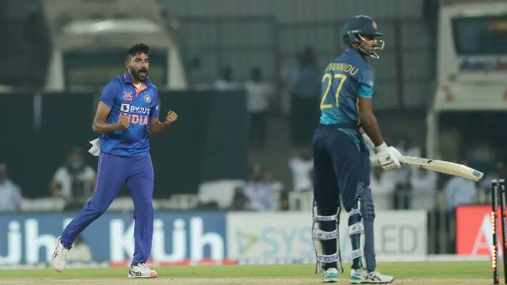 INDvsSL 3rd ODI Live: Mohammed Siraj Strikes, Sri Lanka Lost 6 Wickets INDvsSL 3rd ODI Live: Mohammed Siraj Strikes, Sri Lanka Lost 6 Wickets