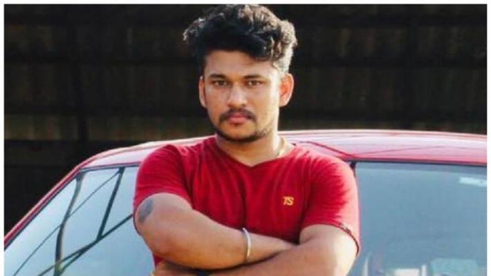 Kottayam railway police registered a case against Arjun Ayanki Kottayam railway police registered a case against Arjun Ayanki