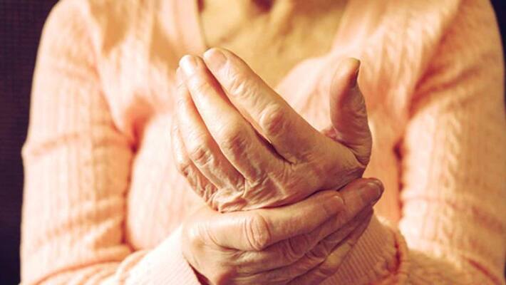 Tips to manage Joint Pain And Stiffness Tips to manage Joint Pain And Stiffness
