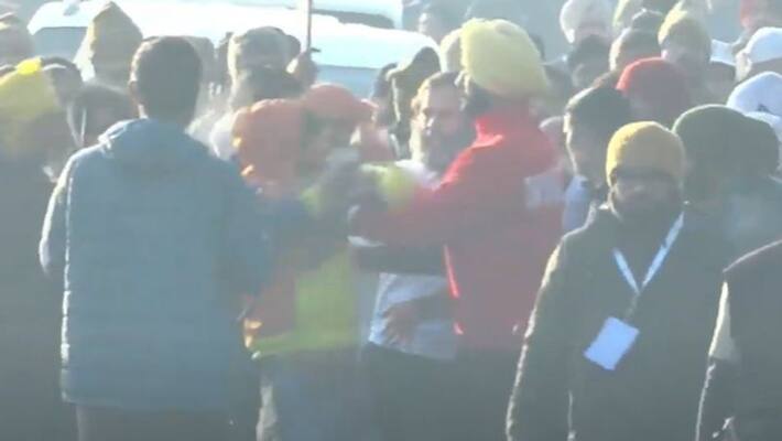 Bharat Jodo Yatra Man breaches security and attempts to hug Rahul Gandhi during ksm Bharat Jodo Yatra Man breaches security and attempts to hug Rahul Gandhi during ksm