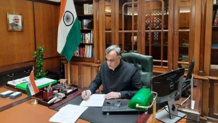 New Indian ambassador takes charge in Saudi Arabia New Indian ambassador takes charge in Saudi Arabia