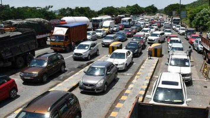 Heavy traffic from perungalathur to Chengalpattu Heavy traffic from perungalathur to Chengalpattu