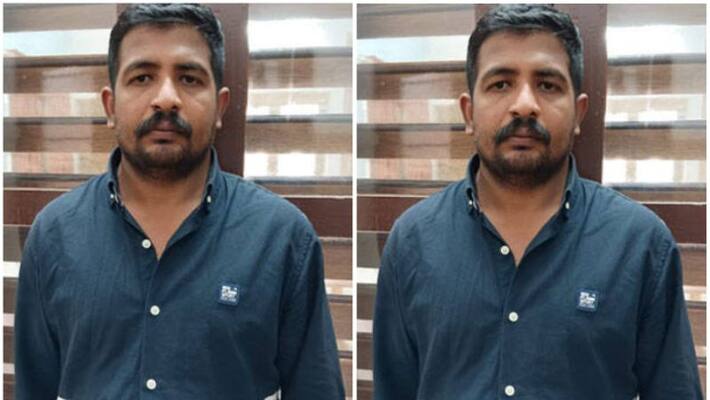 man arrested for acting like narcotics officer and fraud money in thrissur man arrested for acting like narcotics officer and fraud money in thrissur