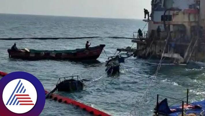 The work of removing oil from sunken Chinese ship has started at Managaluru gvd The work of removing oil from sunken Chinese ship has started at Managaluru gvd
