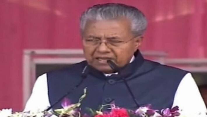 CM Pinarayi at BRS Khammam programe says Kerala backs KCR CM Pinarayi at BRS Khammam programe says Kerala backs KCR