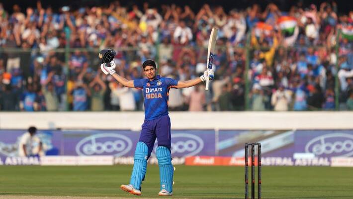 Team India Cricketer Shubman Gill Equals Babar Azam World Record Scores Joint Most Runs For Player In 3 match ODI Series kvn Team India Cricketer Shubman Gill Equals Babar Azam World Record Scores Joint Most Runs For Player In 3 match ODI Series kvn
