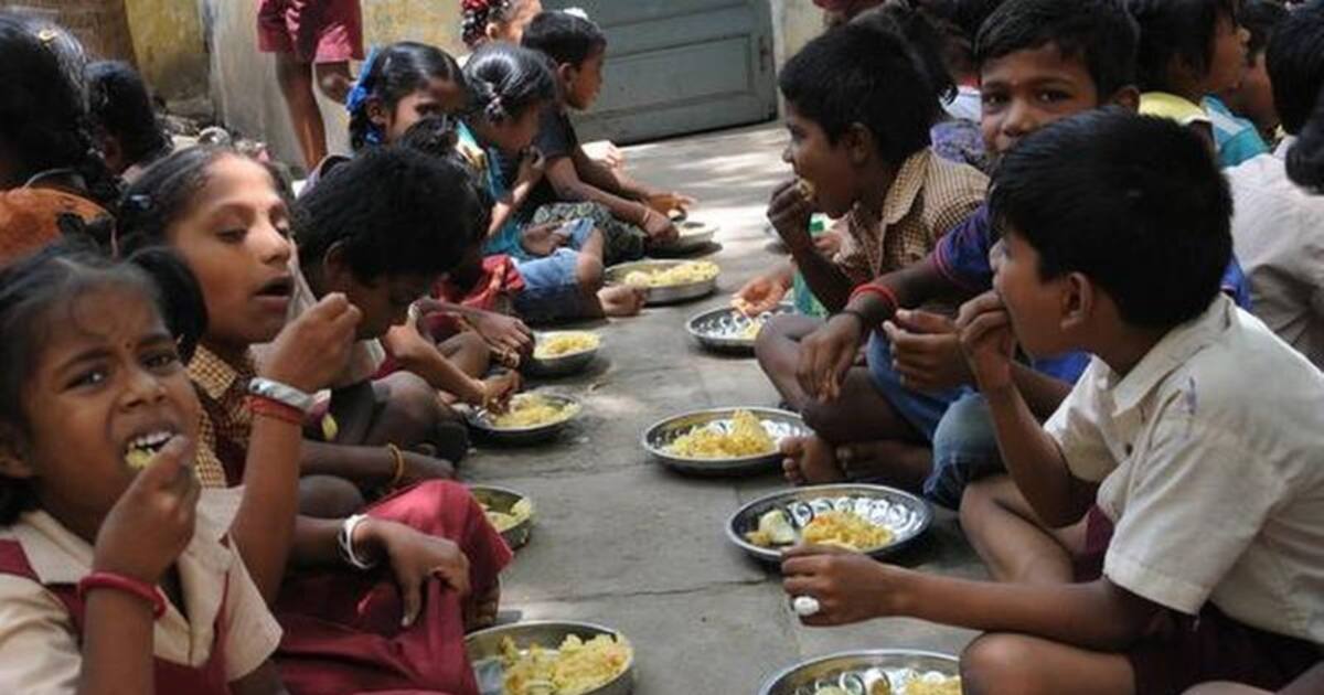 Video: கோவில்பட்டி அரசு பள்ளியில் காலை உணவின் தரம் குறித்து ஆட்சியர் அதிரடி ஆய்வு